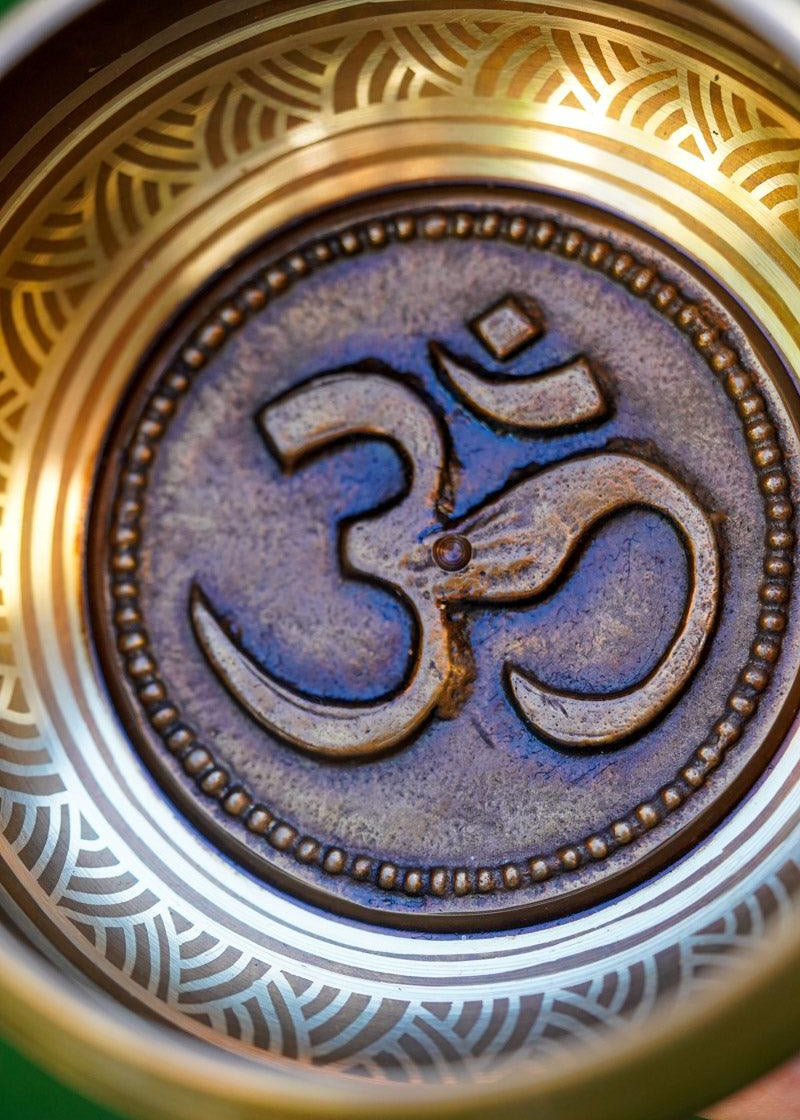 OM Singing Bowl Sound for Meditation - HimalayasShop