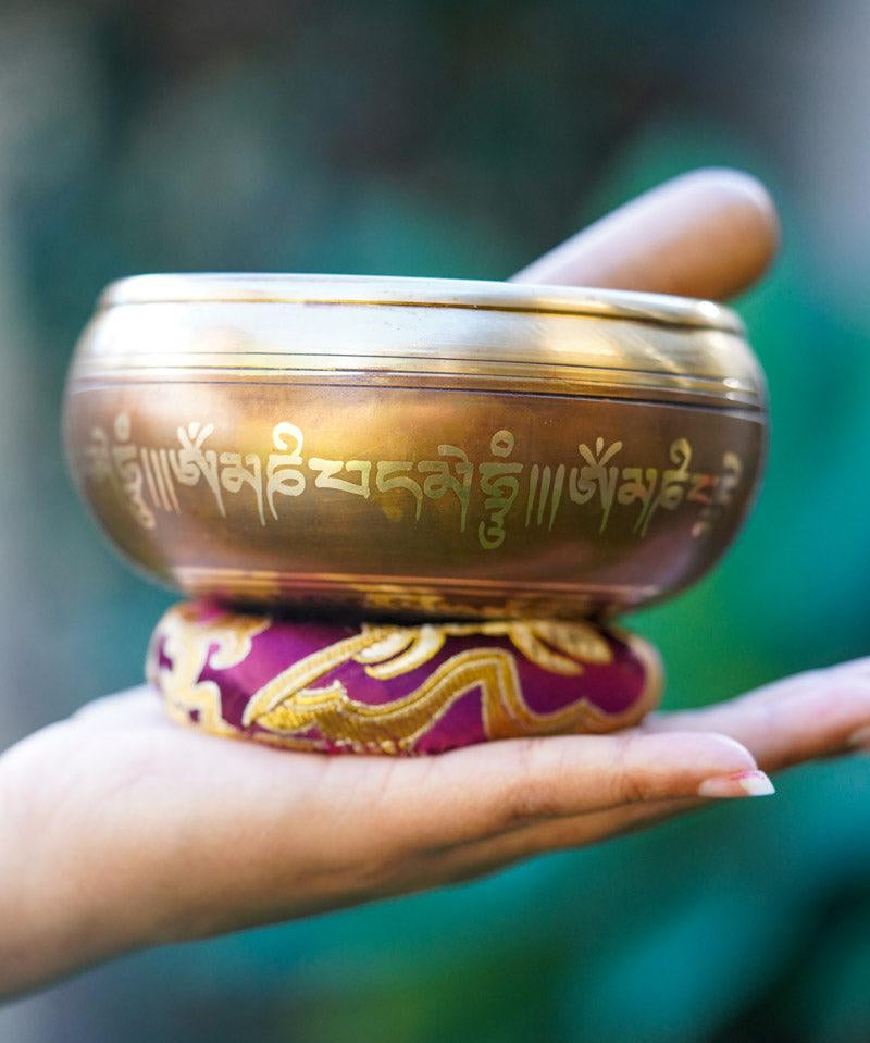 OM Singing Bowl Sound for Meditation - HimalayasShop