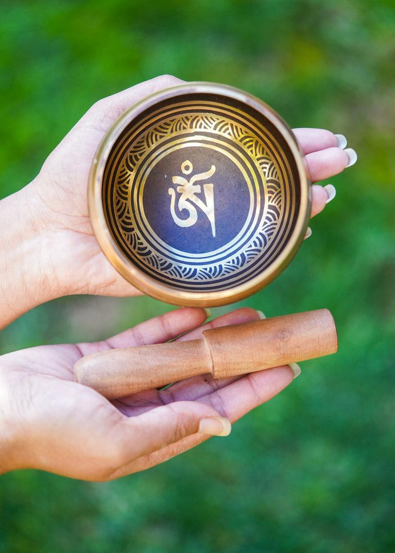 OM Mantra Singing Bowl - Himalayas Shop