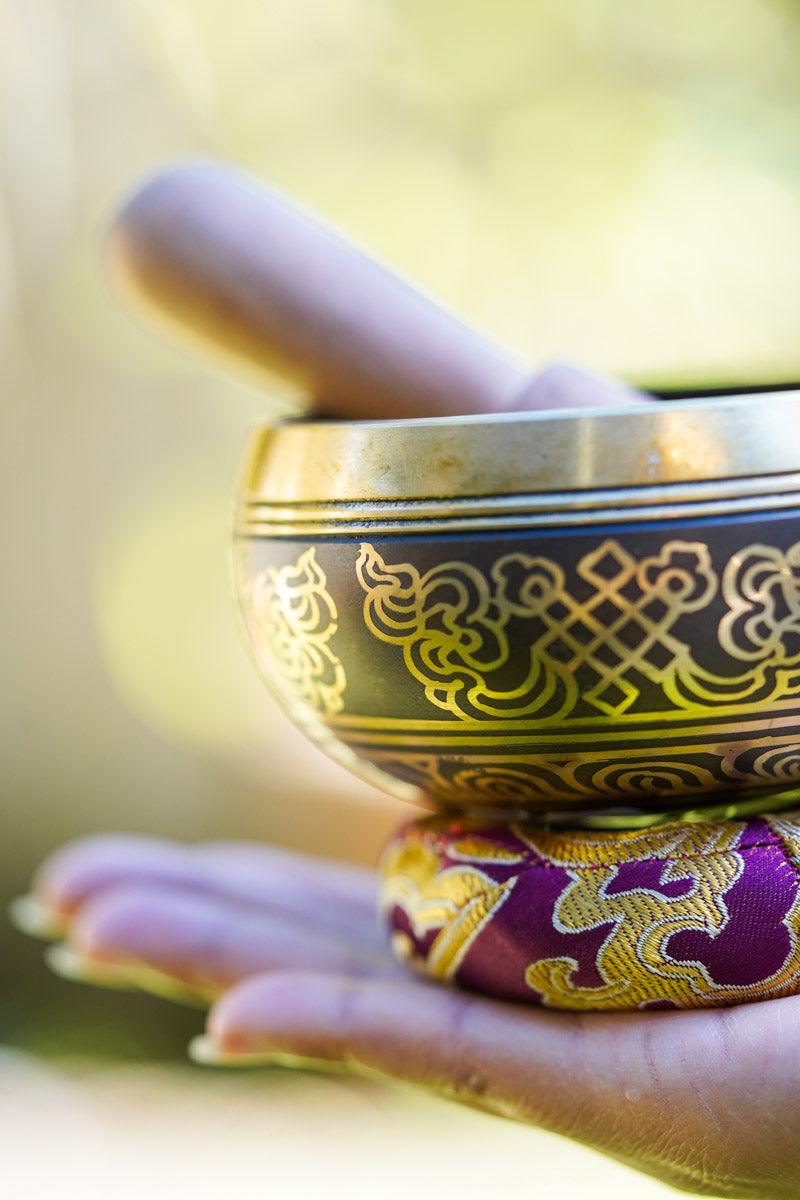 OM Mantra Singing Bowl - Himalayas Shop