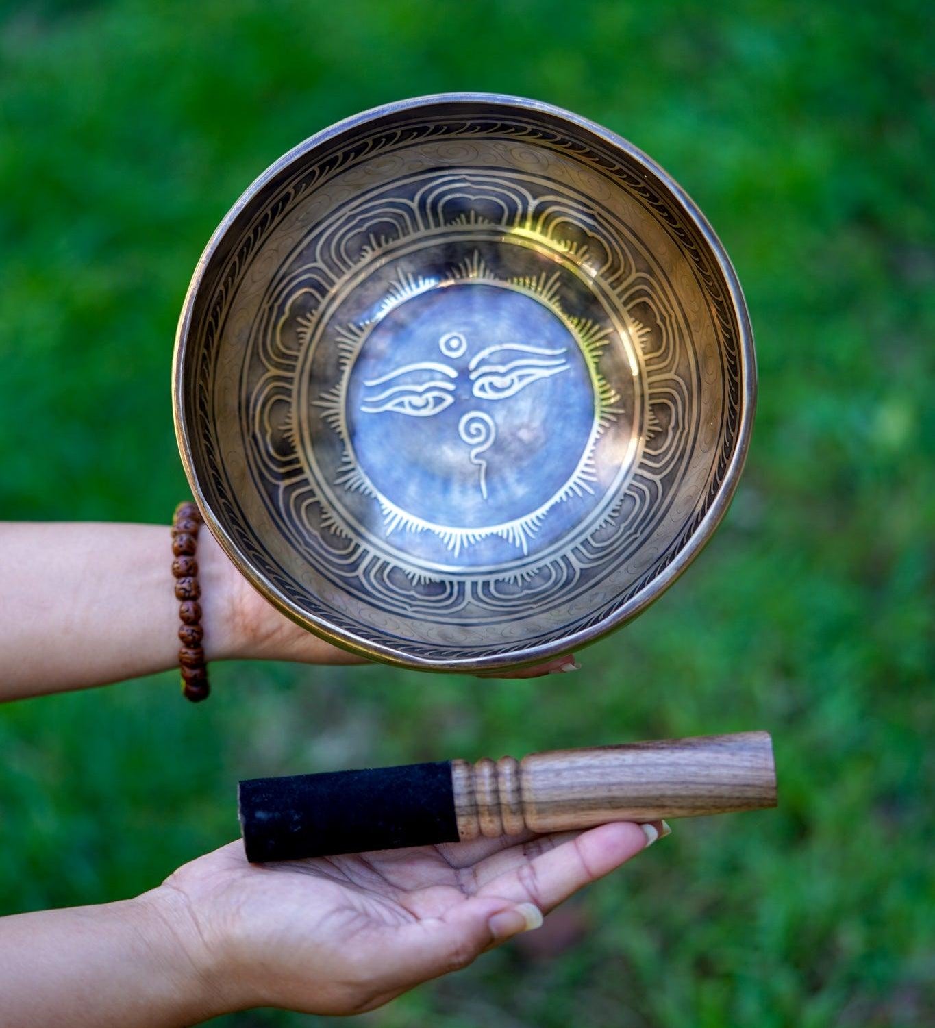 Buddha Eye Singing Bowl - HimalayasShop