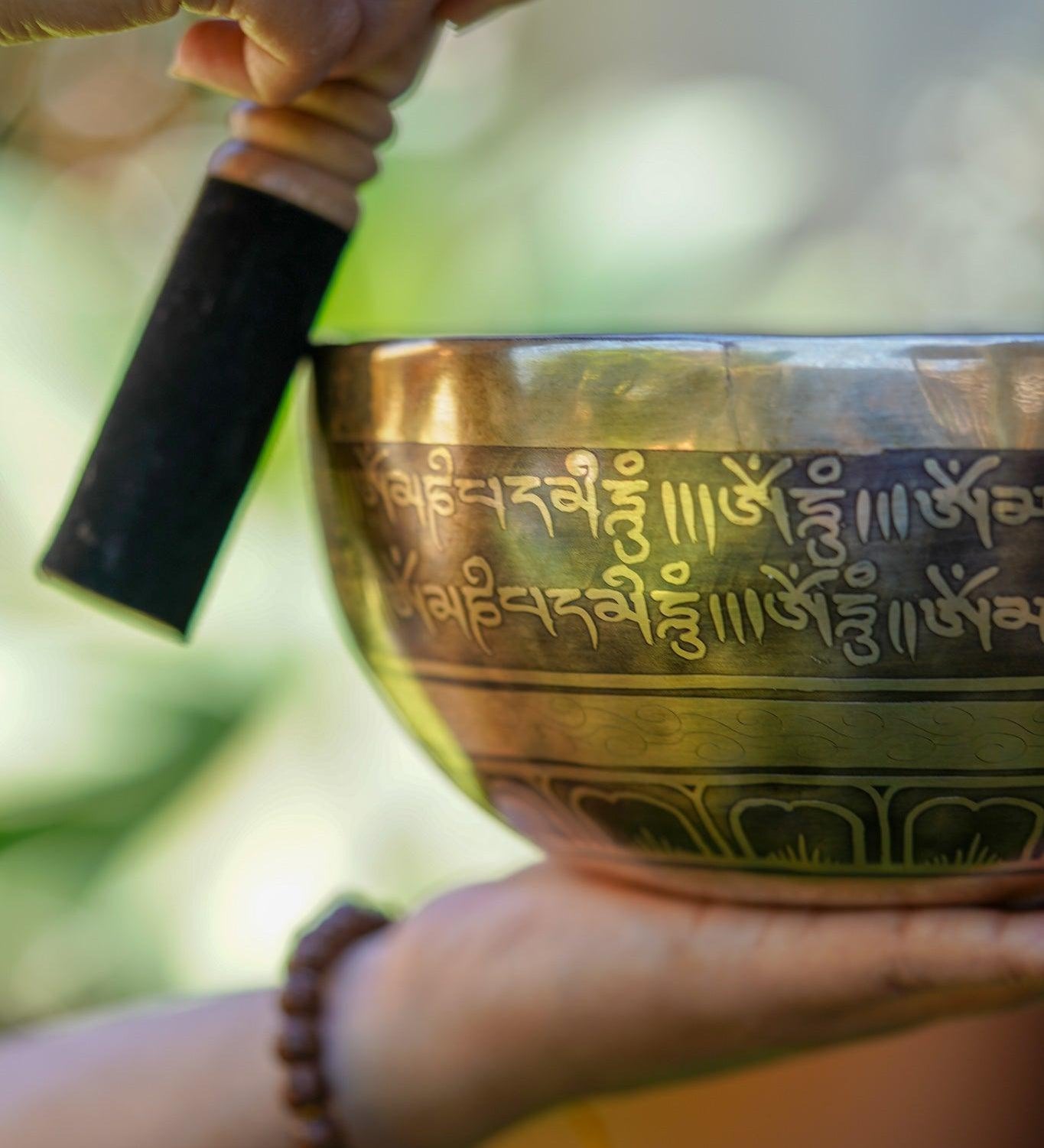 Buddha Eye Singing Bowl - HimalayasShop