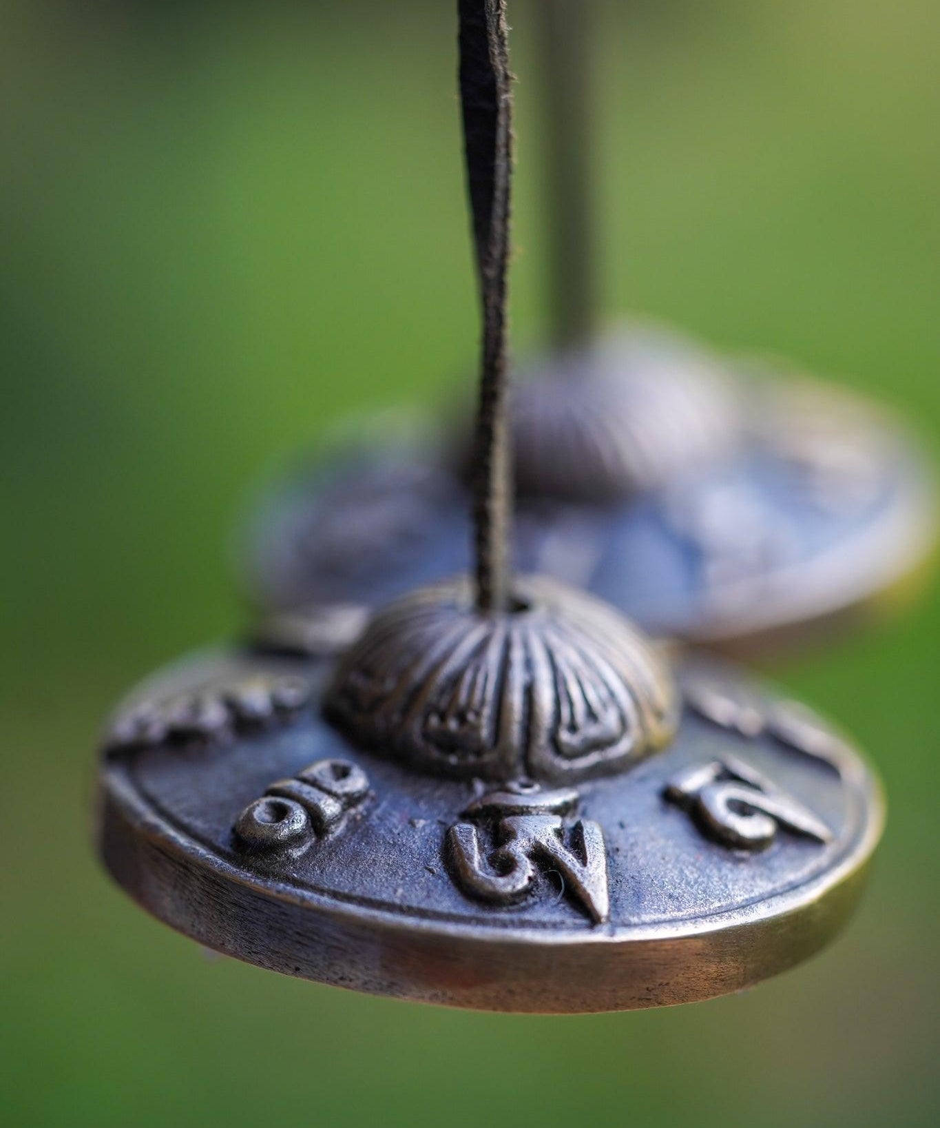 Tibetan Mantra Tingsha for sound healing.