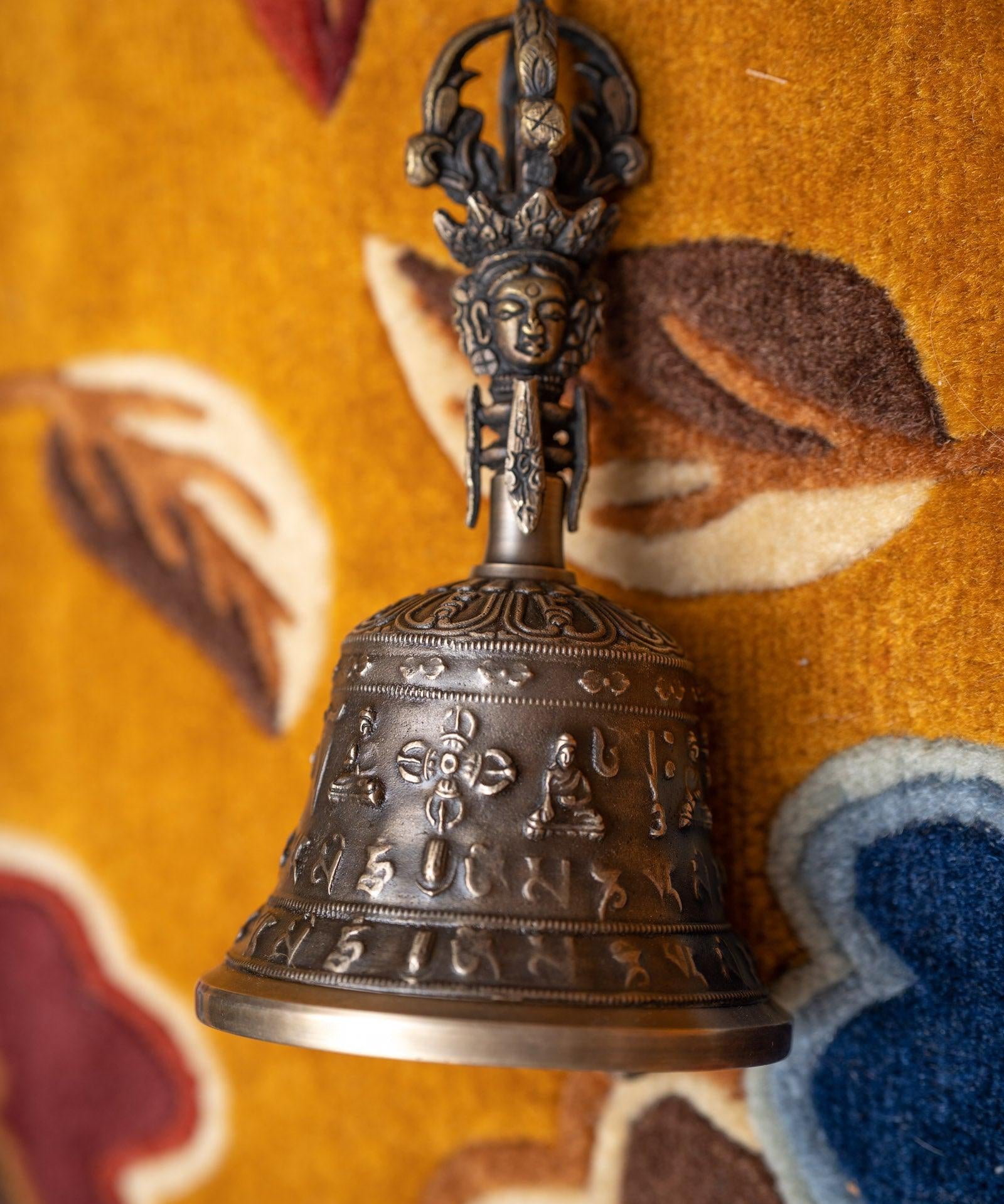 Tibetan Vajra and bell - Handmade Tibetan Vajra and bell - HimalayasShop