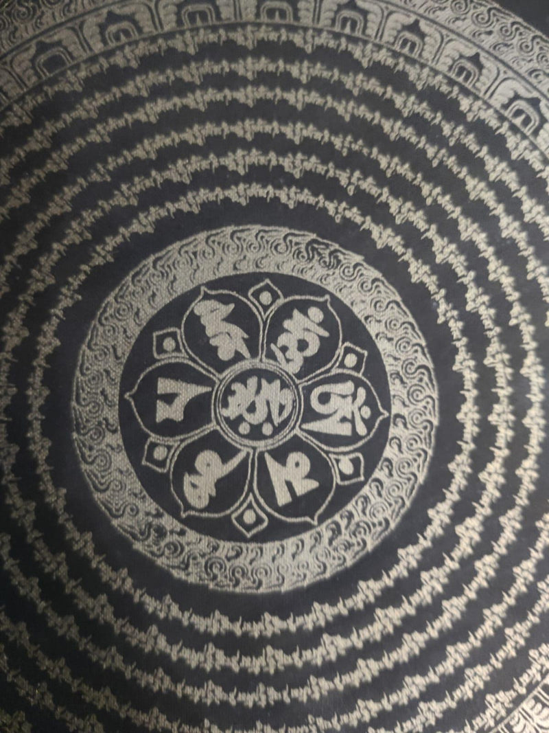 Mandala Canvas print