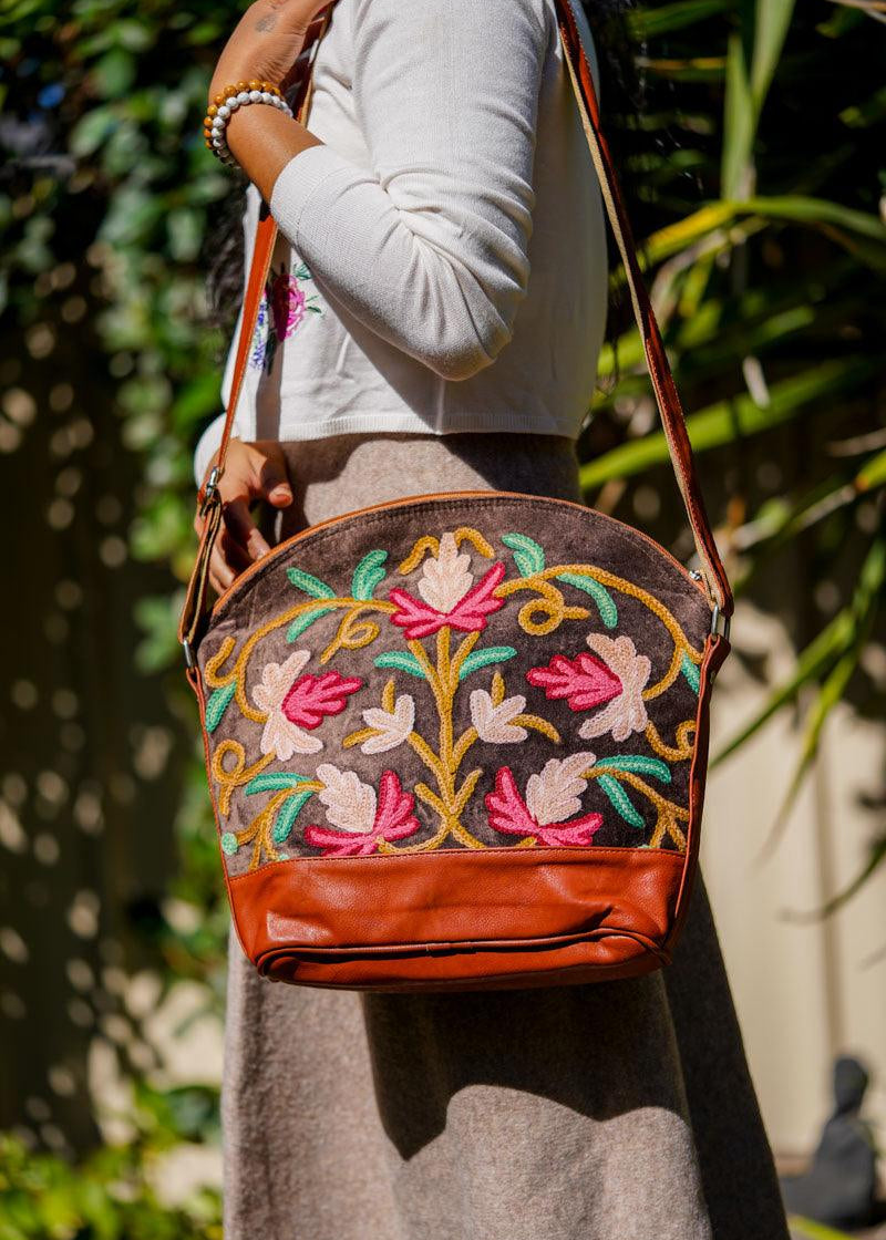 Shoulder Handbag with Floral Embroidery - Himalayas Shop