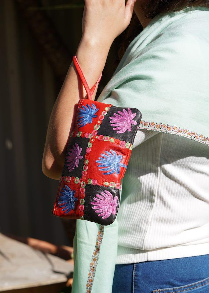 Fashionable style purse is a stunning embroidered Kashmir wallet, with a gorgeous boho style design.