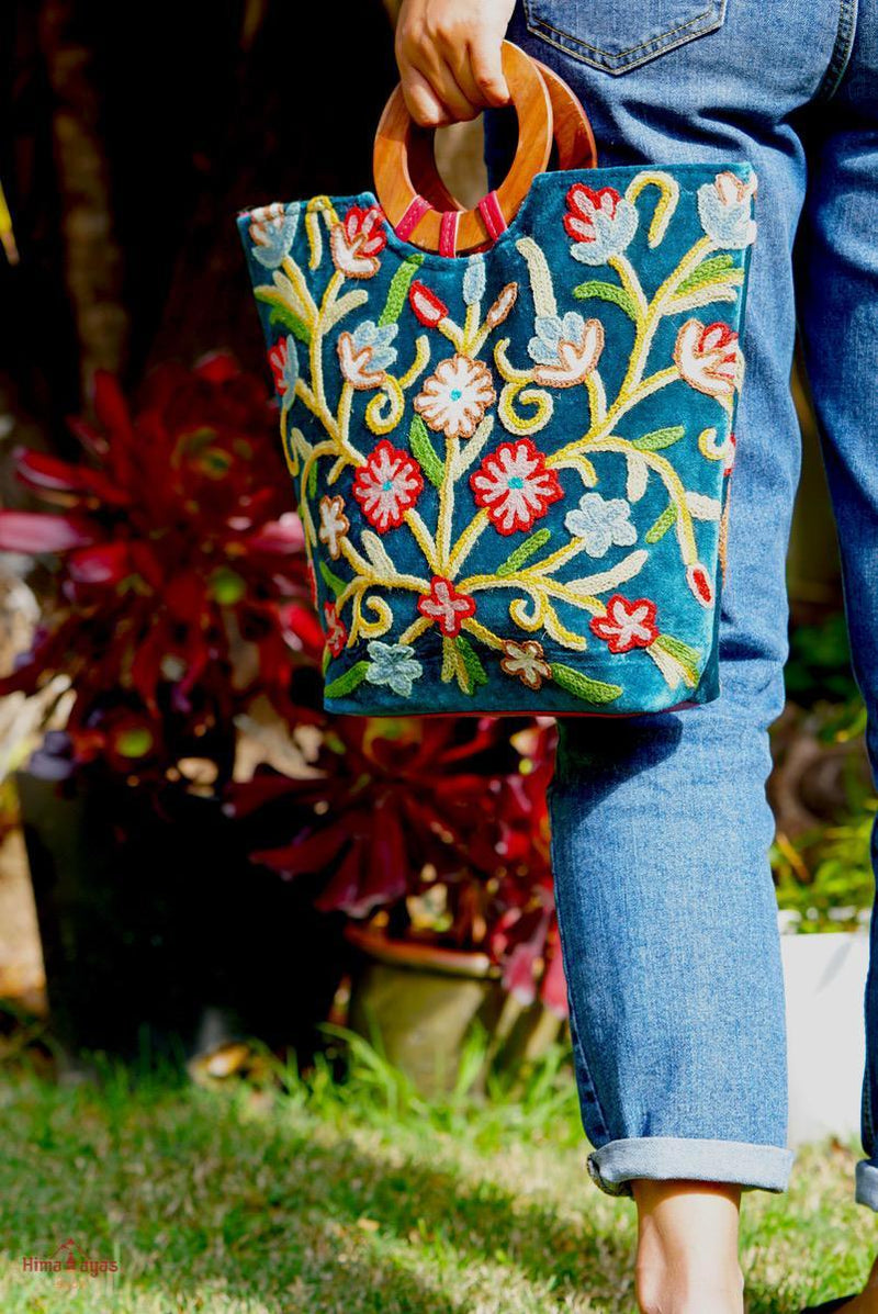 A stunning tote bag for special day out, step out in style with this beautifully handmade Cashmere style embroidered bag. 