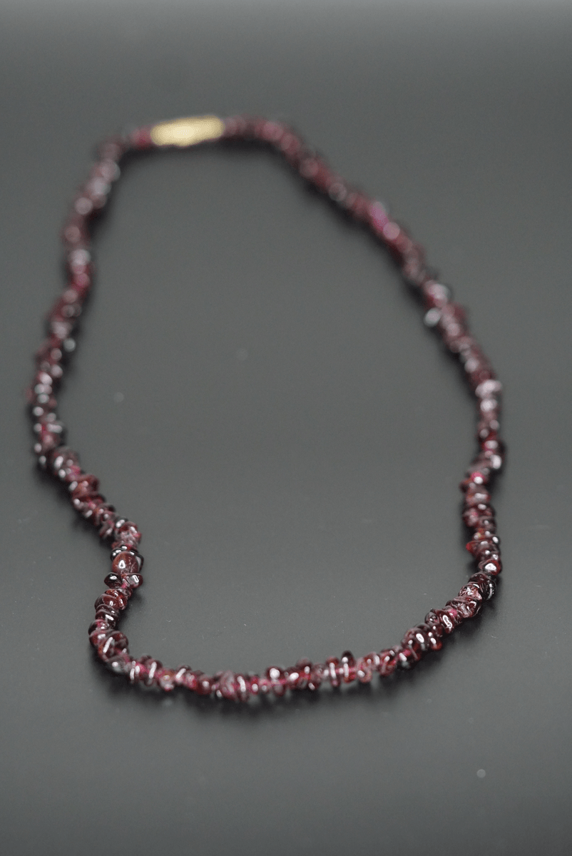 Red Garnet crystal chips necklace red wine color 