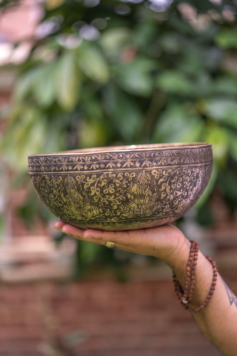 Ganesh Carved Singing Bowl for Chakra Healing - Himalayas Shop