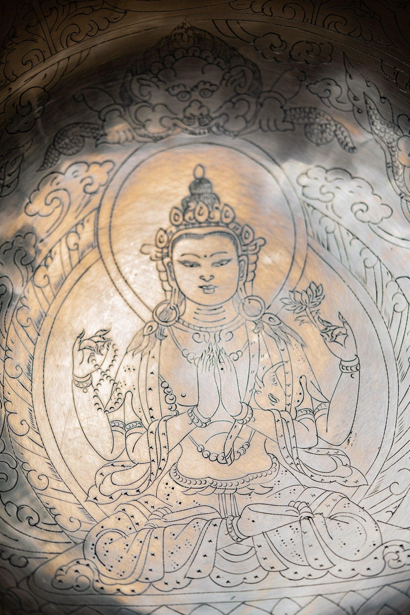 Chengresi Singing bowl hand carving special  art piece. An exclusive collection of Singing bowl.