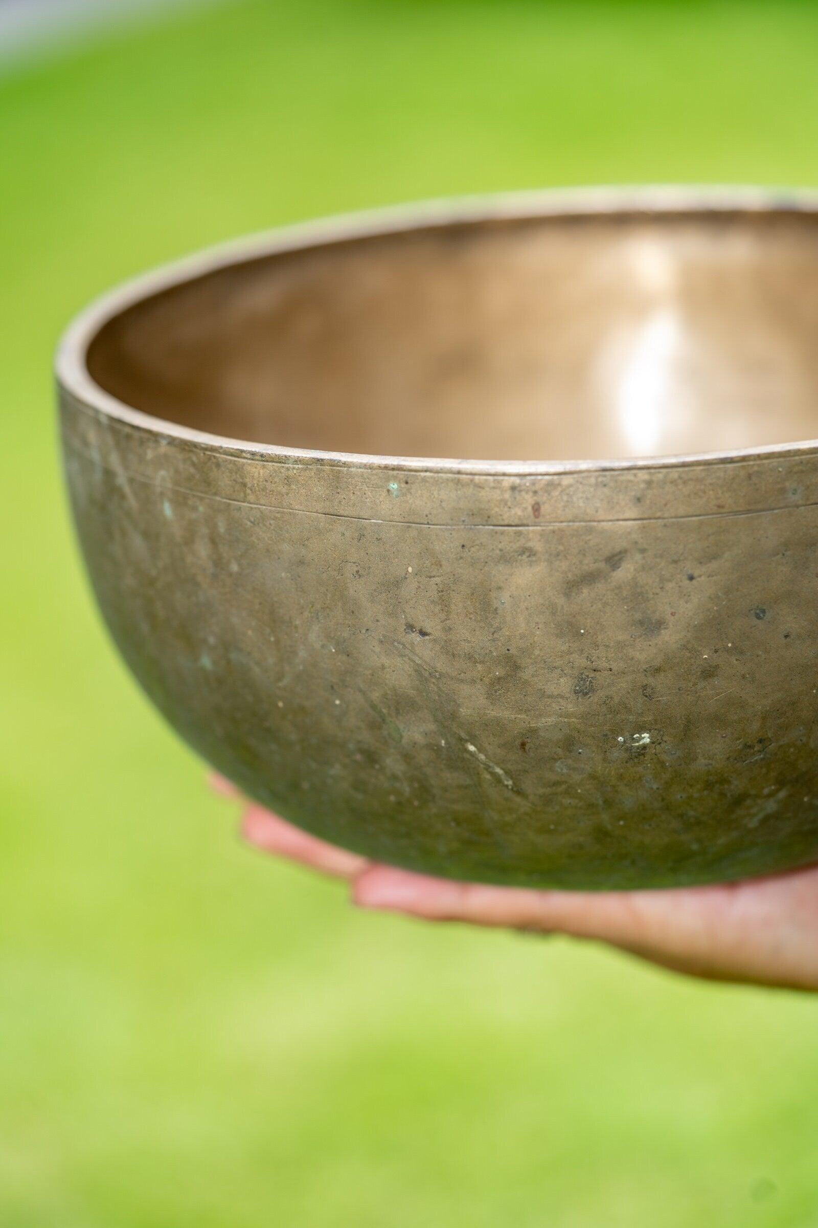 Antique Jaambati singing Bowl collection piece