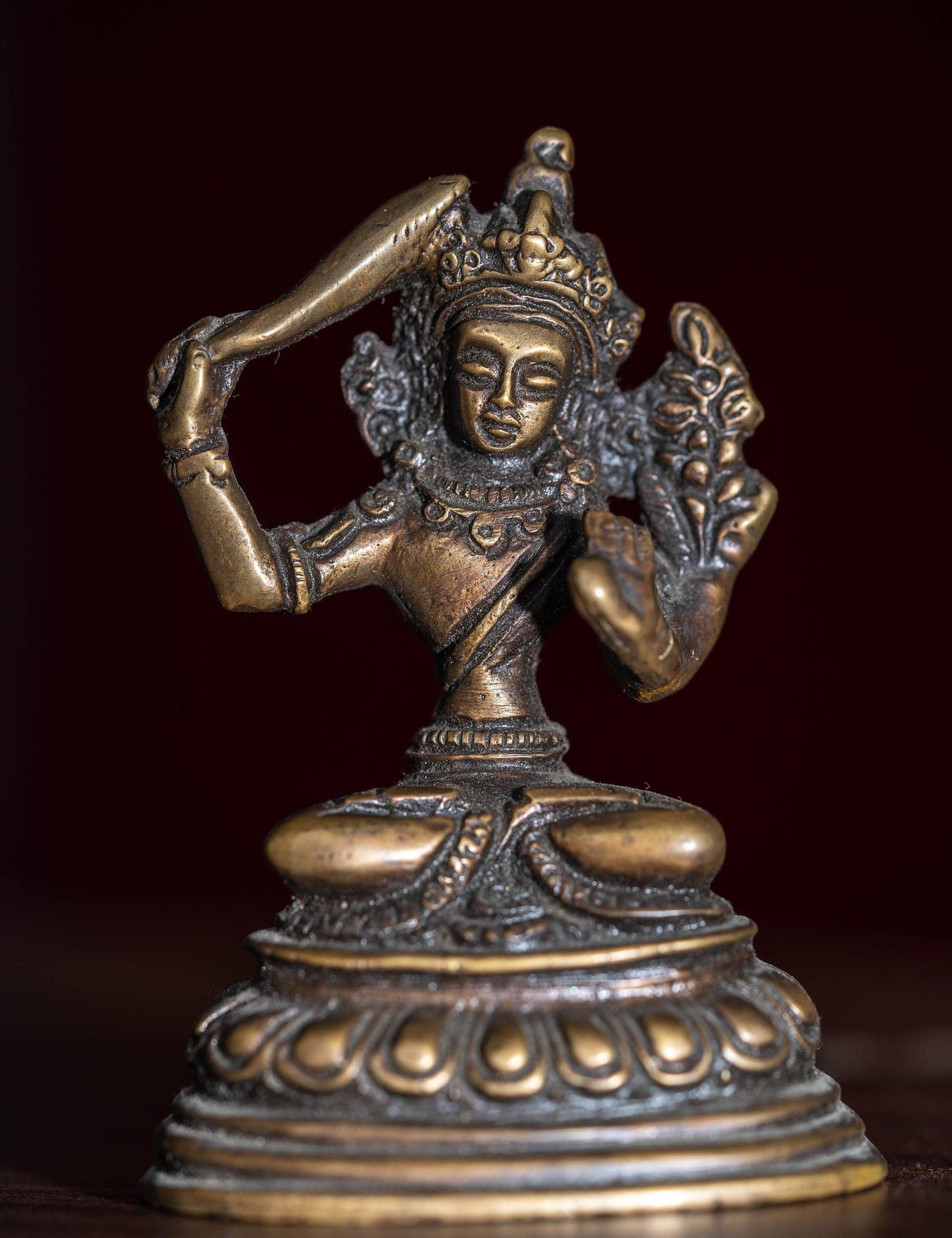 Manjushri small size statue for gifts , home and altar space. 