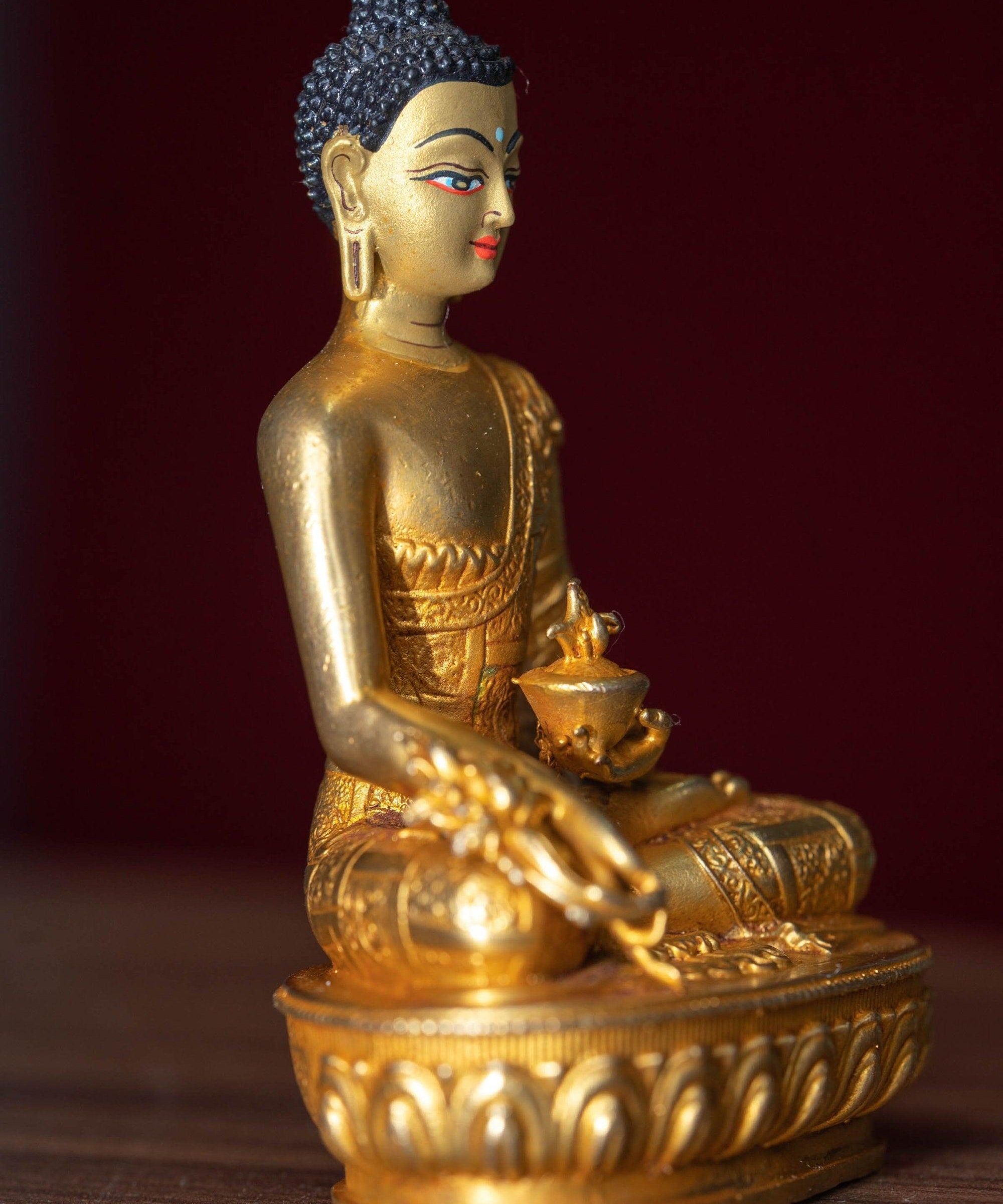 Medicine Buddha healing gold plated statue small size metal craft 