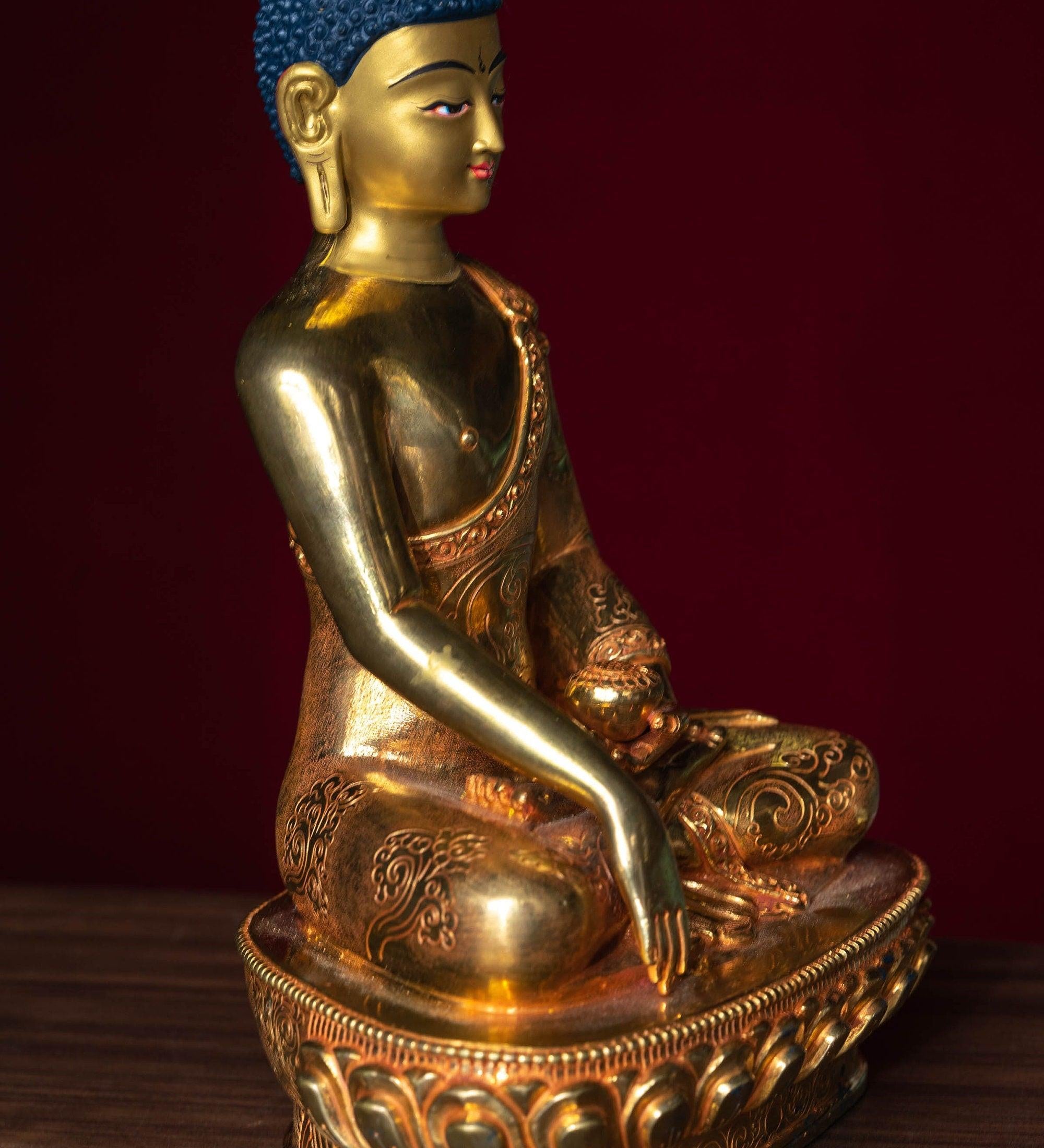 Handmade Shakyamuni Buddha statue - Himalayas Shop