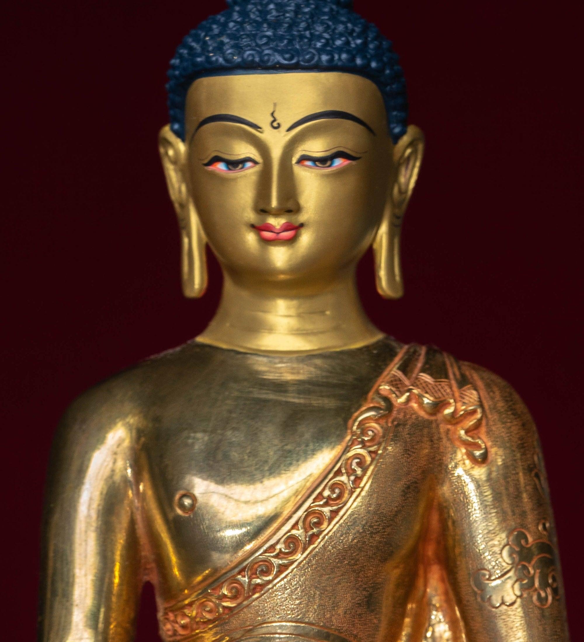 Handmade Shakyamuni Buddha statue - Himalayas Shop