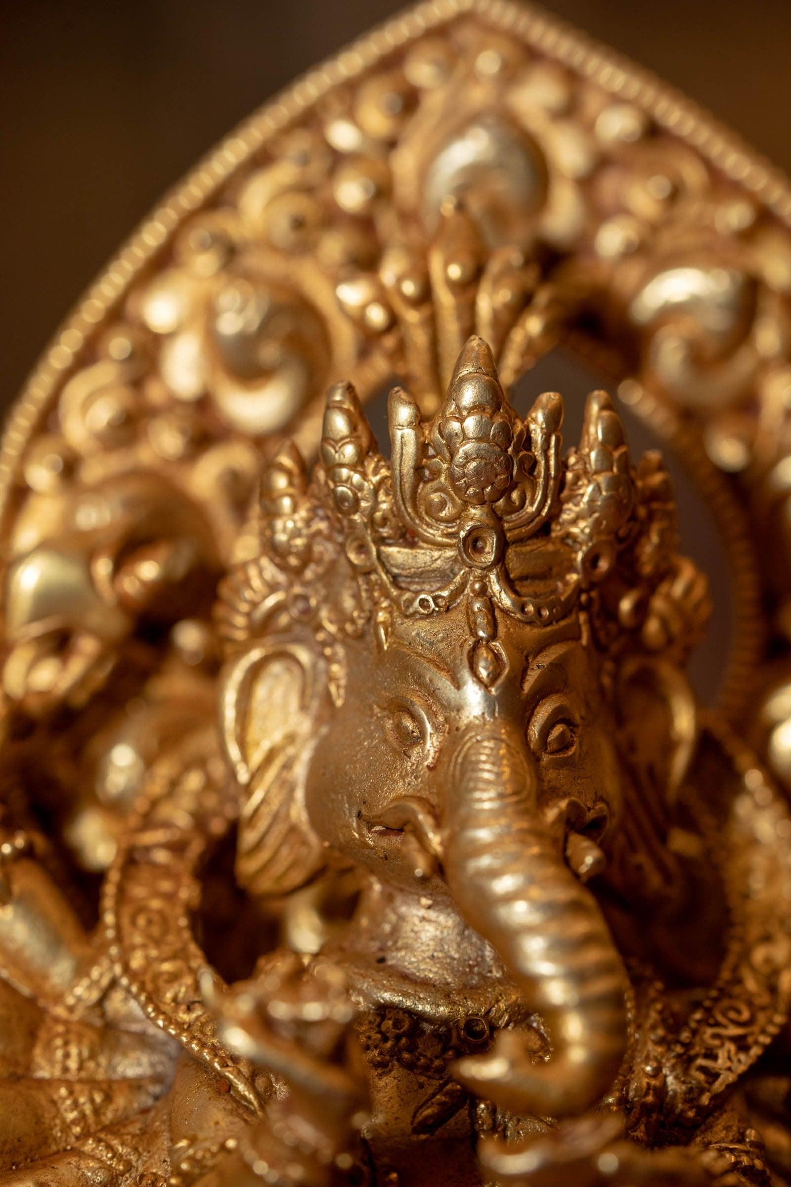 10 hand Ganesh handmade statue of High quality bronze with gold plated